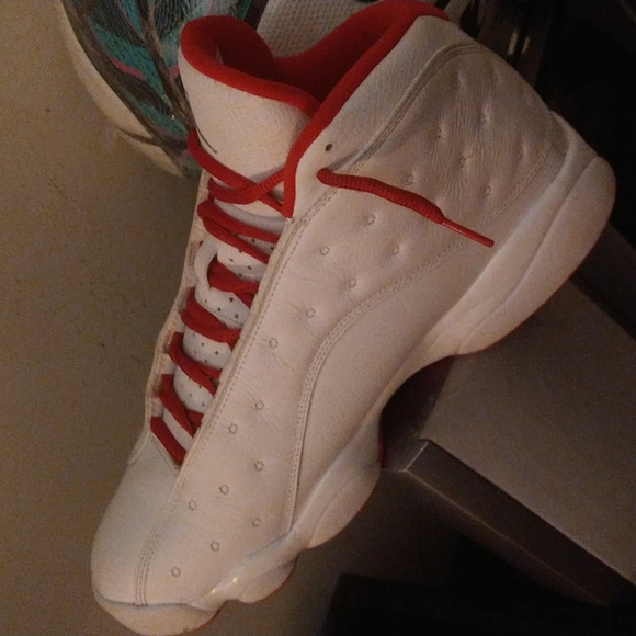 2017 Jordan retro 13s all white red inside red  bottom brand new!!! - Picture 9 of 12
